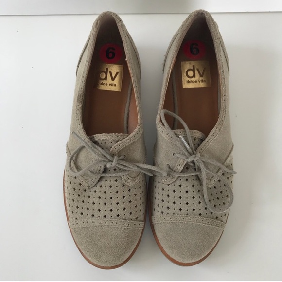 Dolce Vita Oxfords - Picture 3 of 6